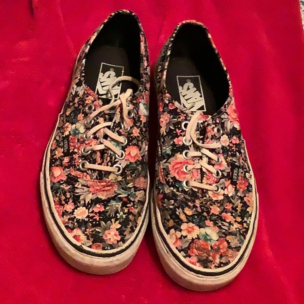 Floral Low Top Vans